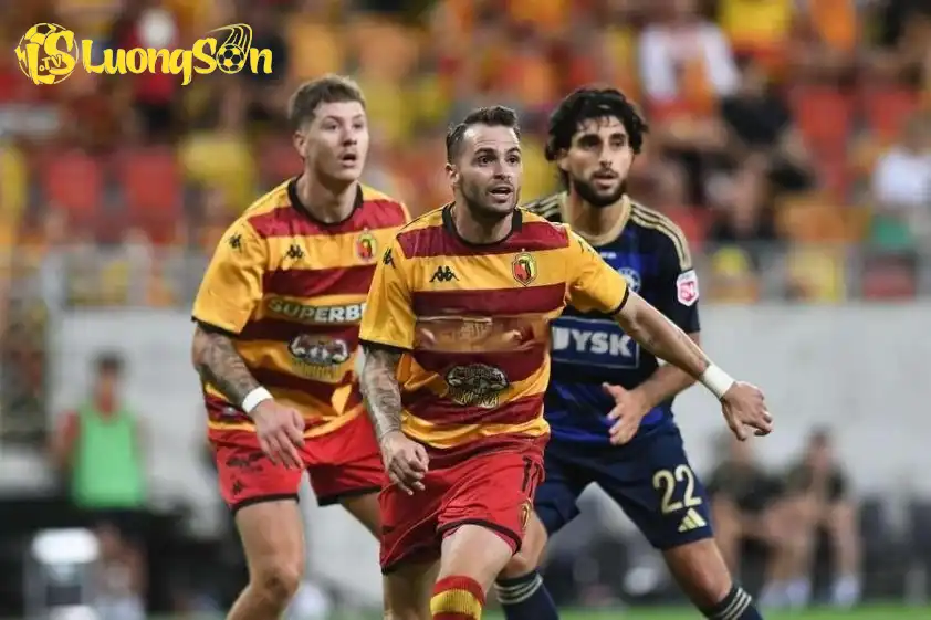 Cả 2 đội bóng đều rất cần điểm trong trận đấu này Cả 2 đội bóng đều rất cần điểm trong trận đấu này