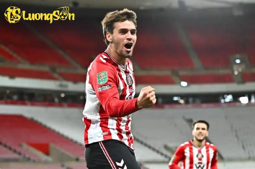 Chelsea đã gọi Marc Guiu trở lại từ Sunderland (Ảnh: The Sun)