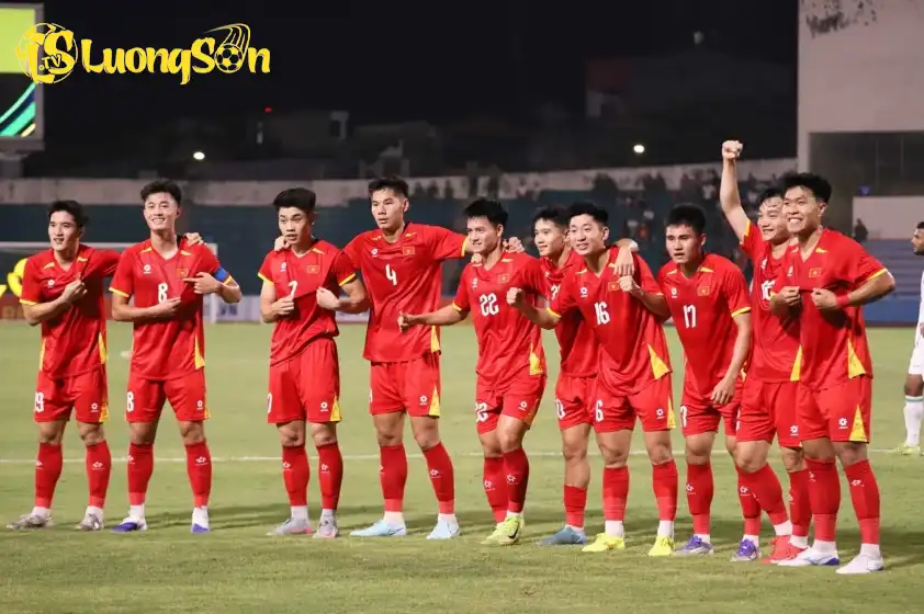 U23 Việt Nam đang có phong độ và tinh thần cao sau chuỗi 5 trận toàn thắng. U23 Việt Nam đang có phong độ và tinh thần cao sau chuỗi 5 trận toàn thắng.