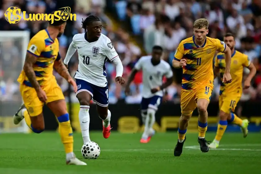 Tân binh Arsenal phung phí cơ hội ở trận Anh 2-0 Andorra (Ảnh: Metro).