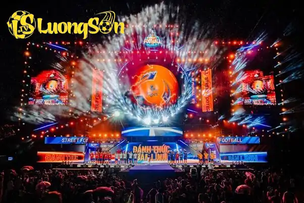 Hơn cả một giải đấu, Tiger Street Football 2025 đã mang đến một lễ hội âm nhạc, bóng đá và tinh thần bản lĩnh thăng hoa. Hơn cả một giải đấu, Tiger Street Football 2025 đã mang đến một lễ hội âm nhạc, bóng đá và tinh thần bản lĩnh thăng hoa.