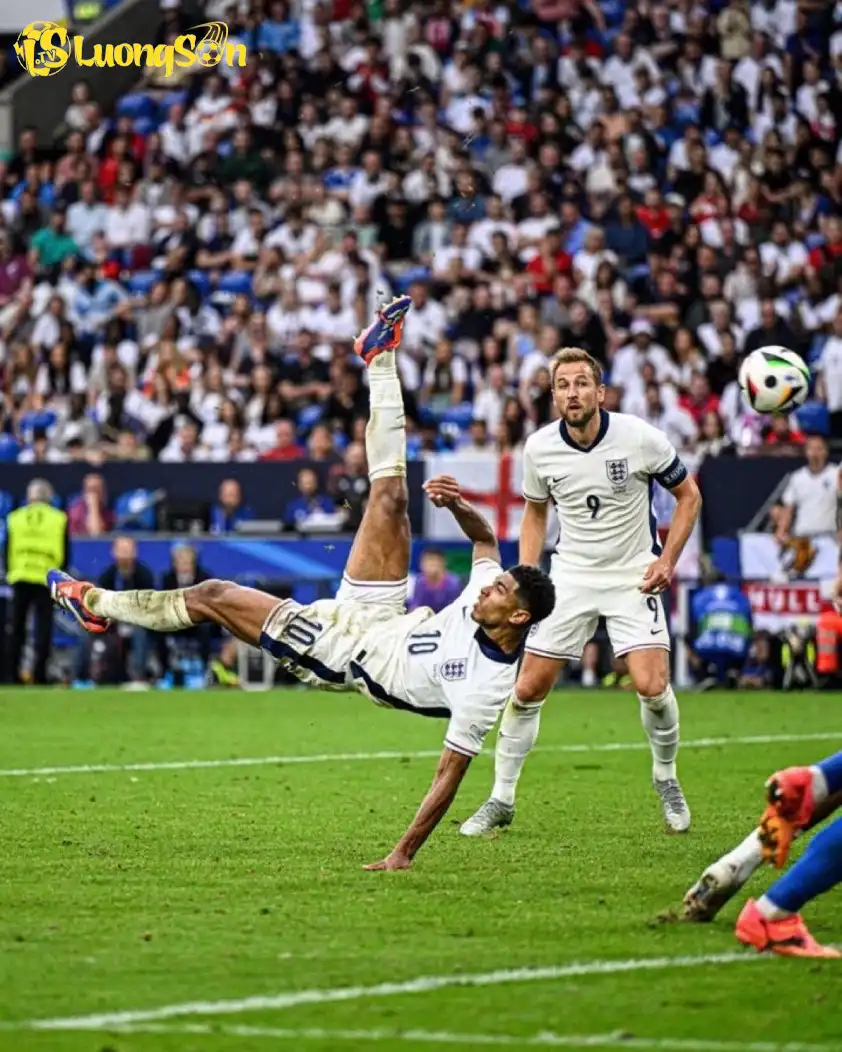 Pha làm bàn đỉnh cao của ngôi sao người Anh. (Ảnh: Nền tảng X) Pha làm bàn đỉnh cao của ngôi sao người Anh.