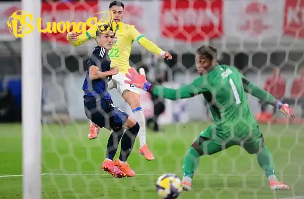 Nhật Bản đã để Brazil dẫn trước sau khi hết hiệp 1