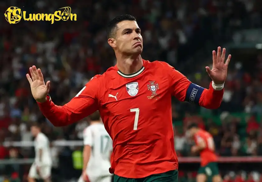 3 điểm trước Ireland sẽ giúp Ronaldo và các đồng đội chính thức có vé dự World Cup.