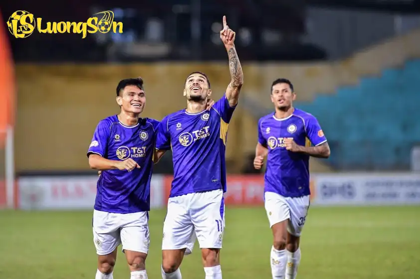 Đỗ Hoàng Hên sẽ có lần đầu tiên gặp lại đội bóng cũ Nam Định