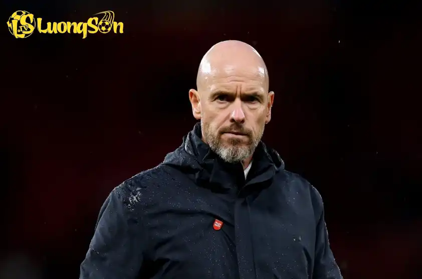 Ten Hag đang là ứng cử viên cho vị trí HLV Wolves