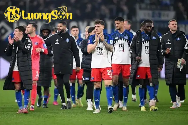 Trận cầu đôi công hấp dẫn