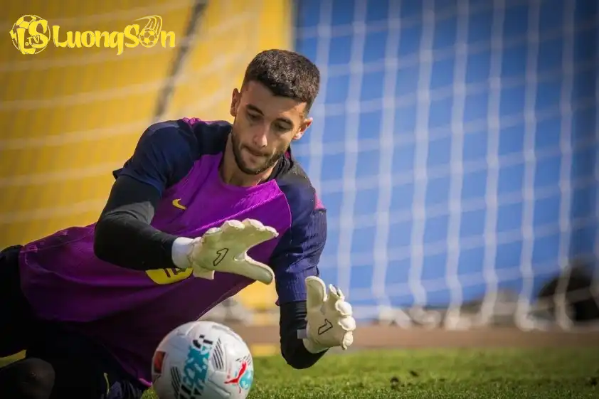 Thủ thành Joan Garcia đã sẵn sàng quay trở lại